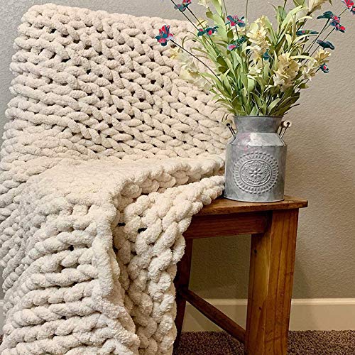 Chunky Knit Blanket Chenille, Handmade Chunky Throw Blankets Bulky Soft Fluffy Oversized Cable Braided Hand Knotted Throw for Sofa, Boho Gift -
